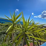 Lux Guest house 3*