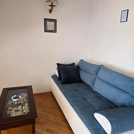 Lux بيت ضيافة